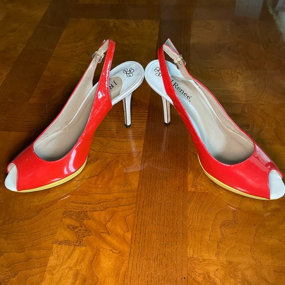 J Renee sling back open toe heels - Picture 3 of 5